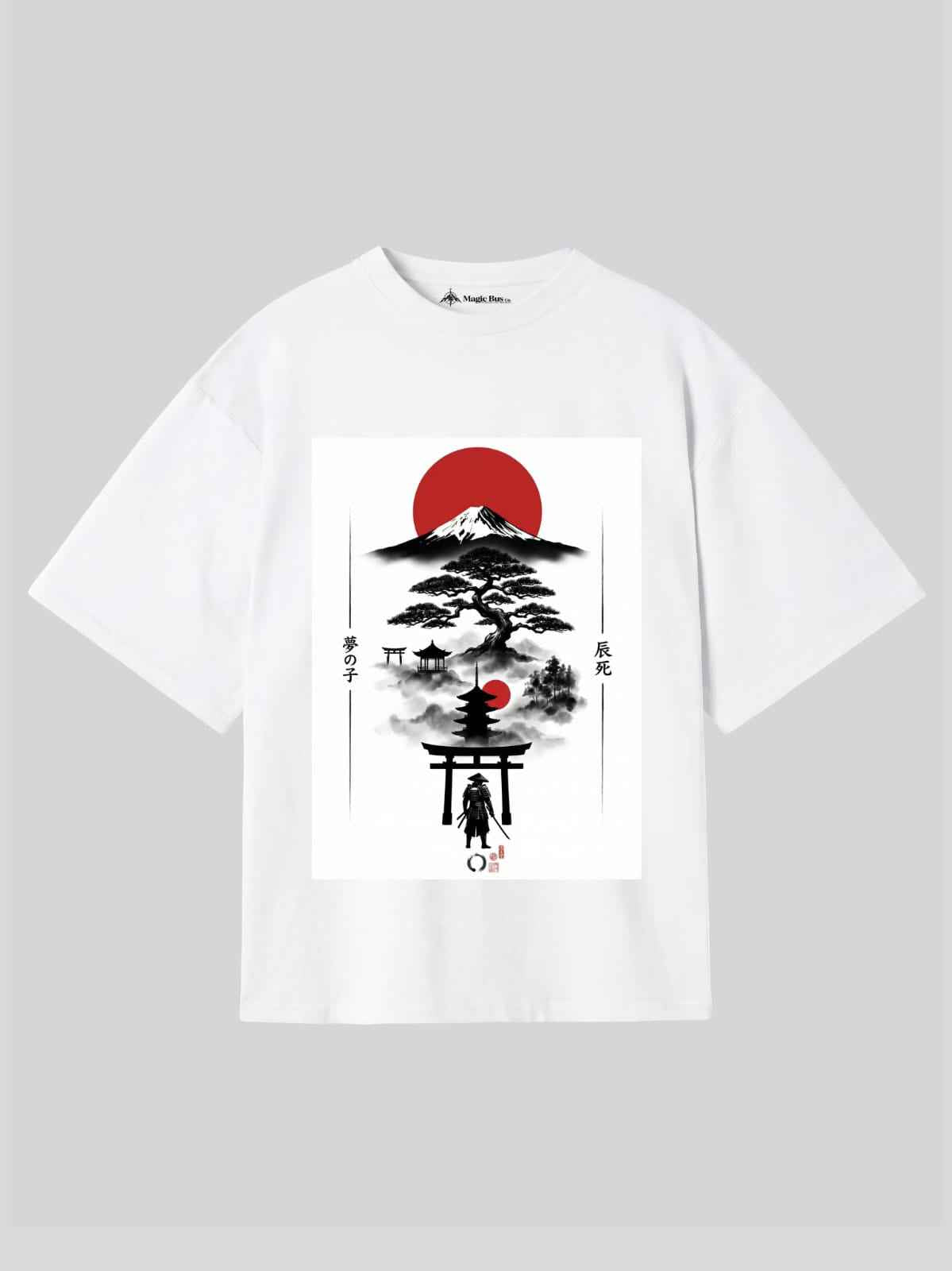Japanese Samurai Zen Art Oversized T-Shirt (Black & White) – Mount Fuji Graphic Streetwear Tee for Men & Women