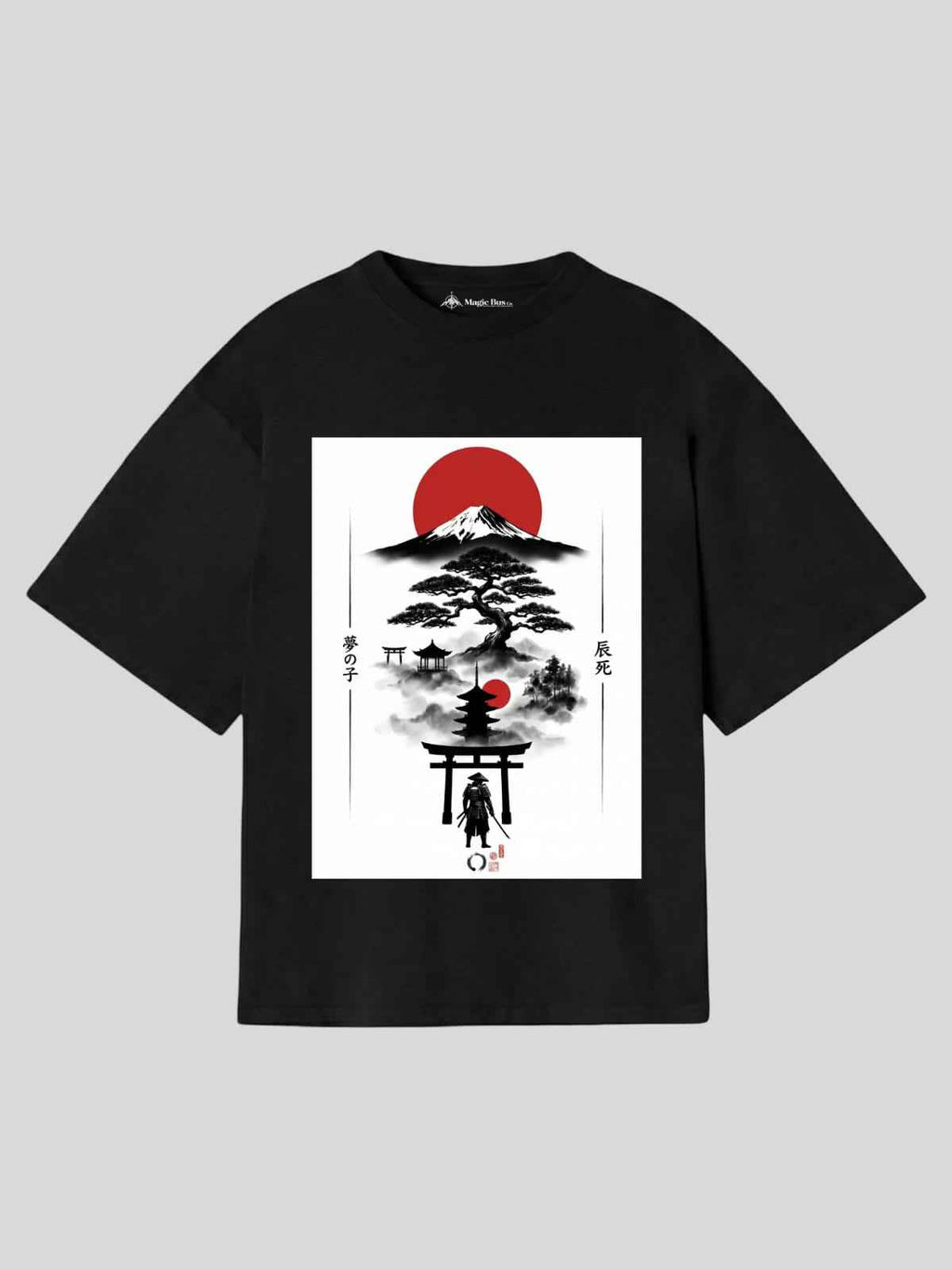 Japanese Samurai Zen Art Oversized T-Shirt (Black & White) – Mount Fuji Graphic Streetwear Tee for Men & Women